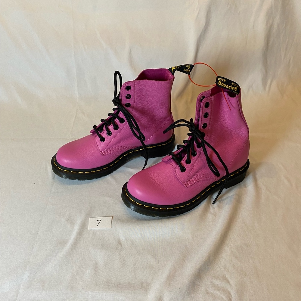 doc marten 1460 boots